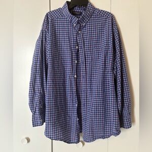 Roundtree and Yorke plaid button down